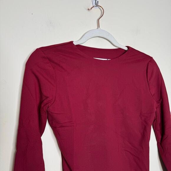 Susana Monaco Long Sleeve Crewneck Crop Top in Beaujolais NWT Size Large - Picture 2 of 7
